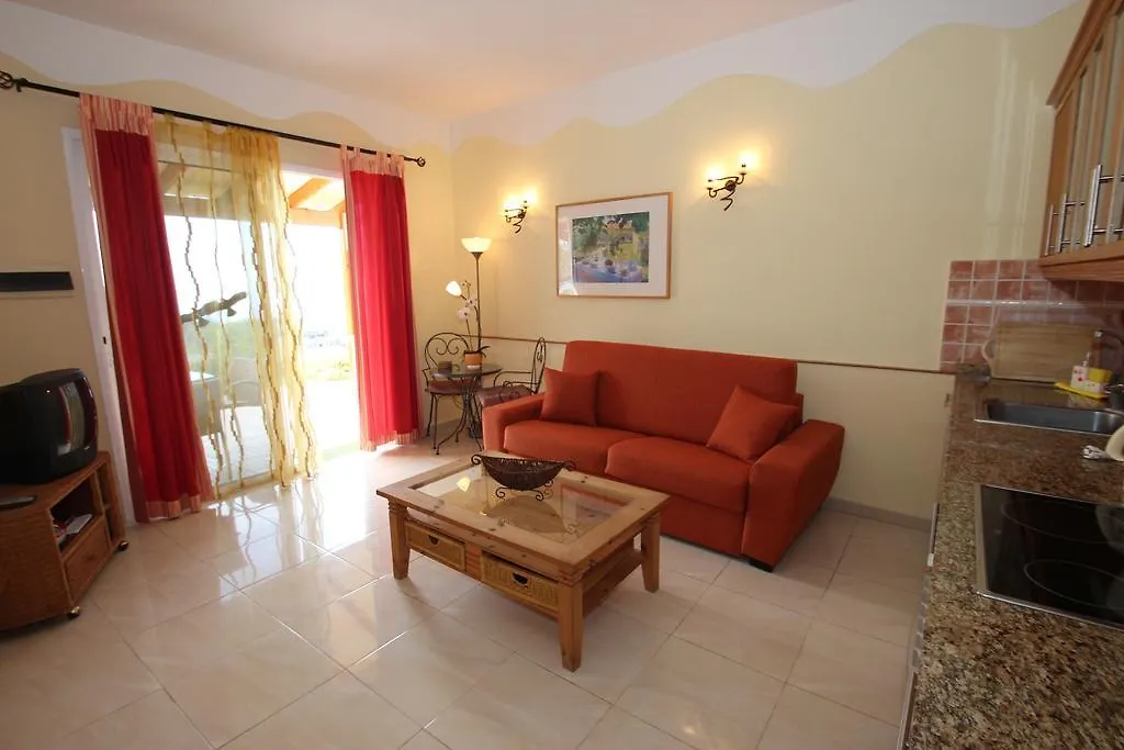 Suite Mariposa Finca Montimar Chío 0*,